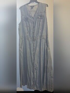 Sleeveless Denim Chambray Maxi Dress in Washed Blue ASHLEY STEWART SIZE 24